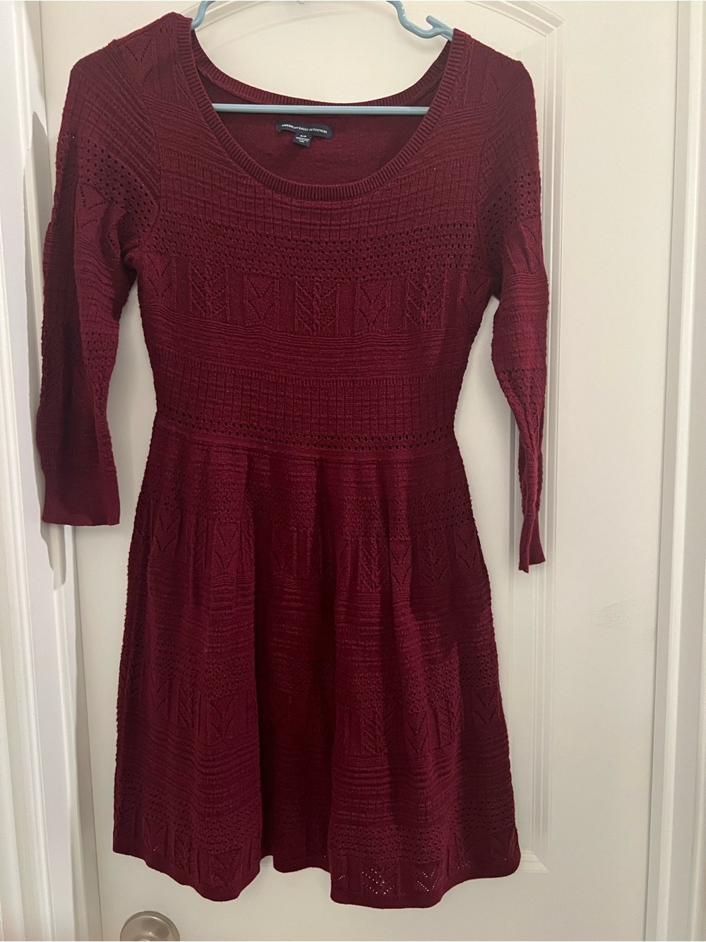 American Eagle Burgundy Knit Sweater Dress Small Petite S/P Long Sleeve Fit & Fl